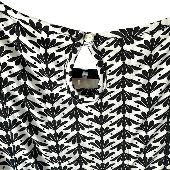 MAX STUDIO | NWOT | BLACK WHITE SLEEVELESS DRESS | SIZE: EXTRA SMALL - Picture 8 of 11